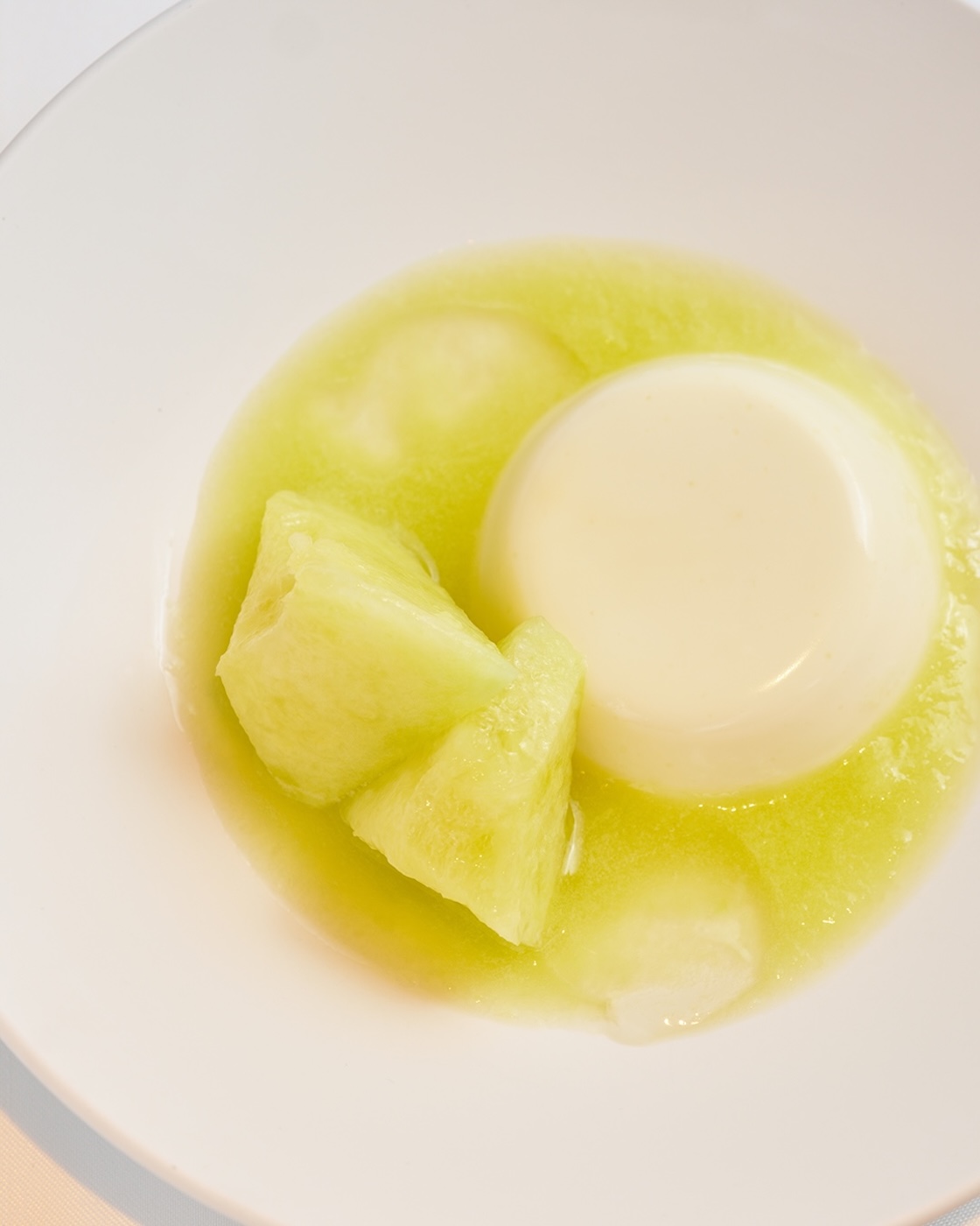 ゴールデンミルクのパンナコッタ マスクメロン